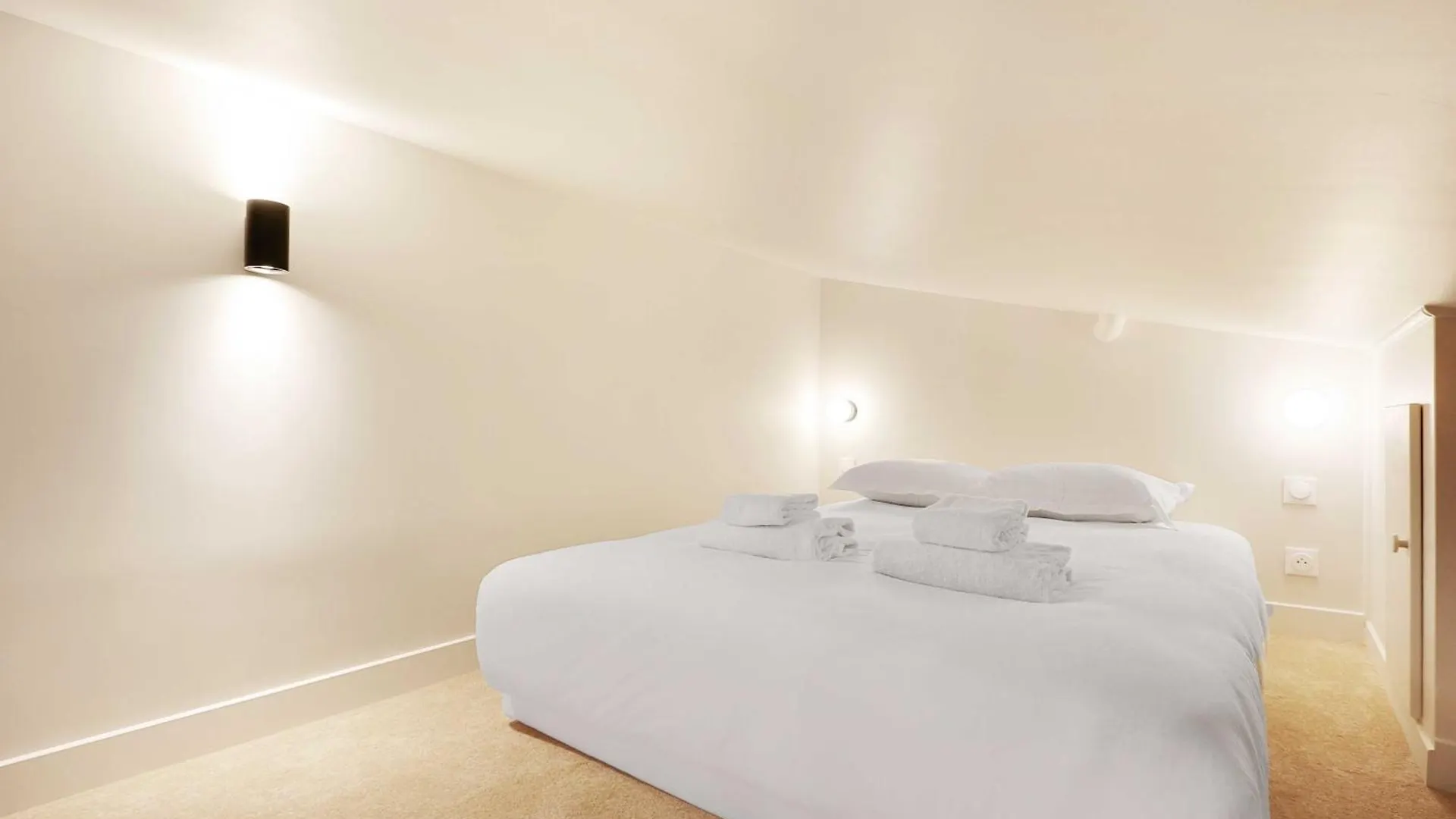 Appartement Chic And Cosy-Canal Saint Martin Παρίσι